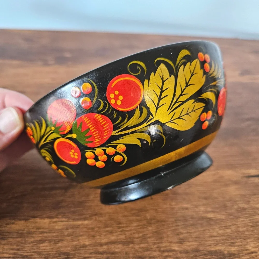 Vintage Russian Khokhloma Hand Painted Wooden Bowl Strawberry Floral Black Gold